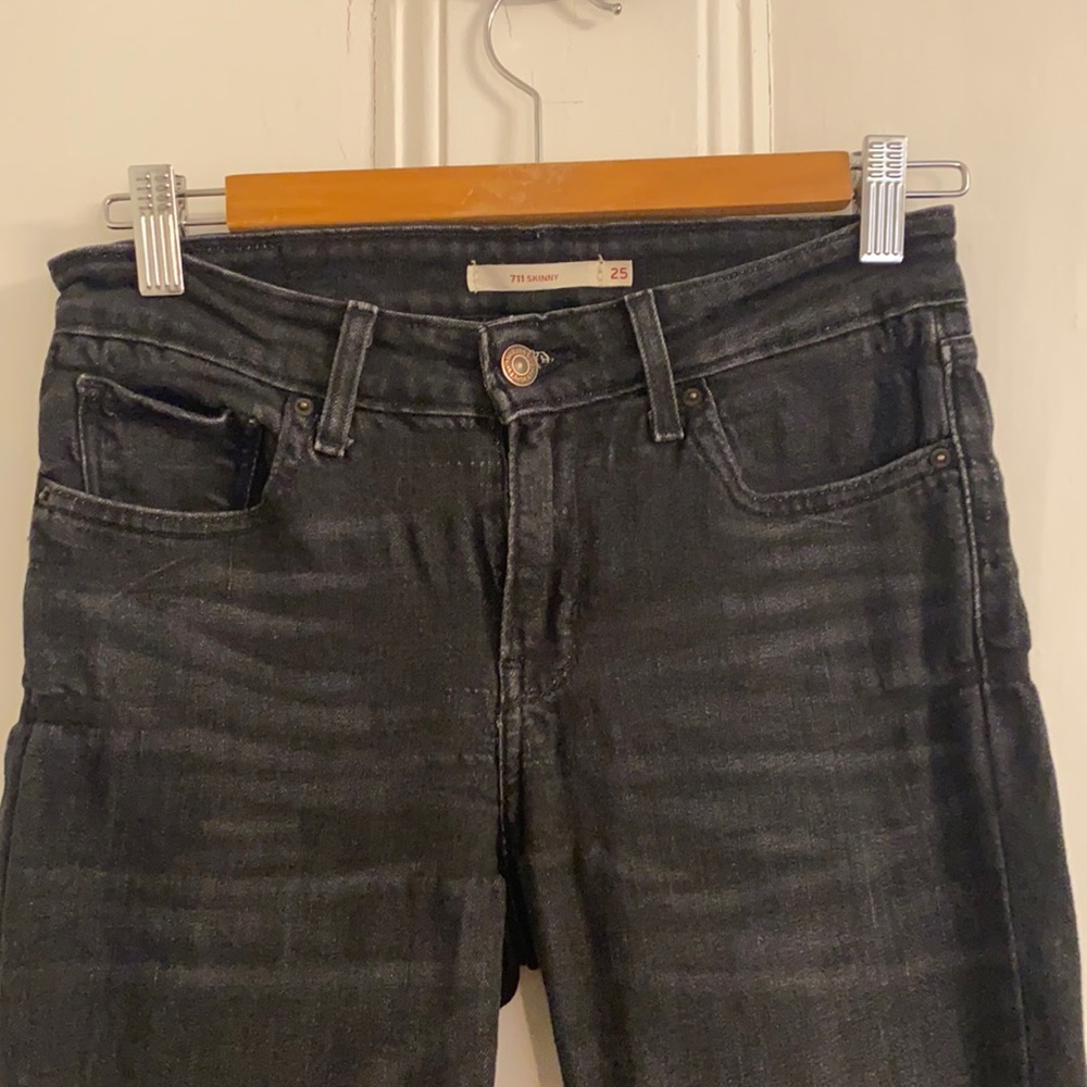 Black Levi’s skinny stretchy jeans